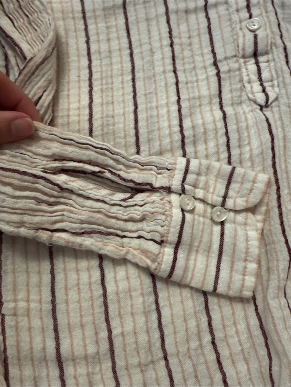 Abercrombie & Fitch - Women's Striped Button-Front Shirt - Picture 4 of 5